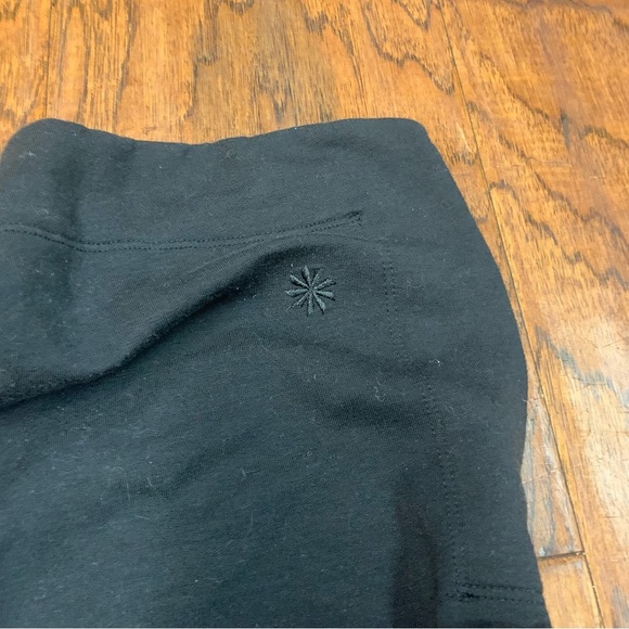 Athleta women’s casual crewneck sweatshirt - Picture 3 of 10